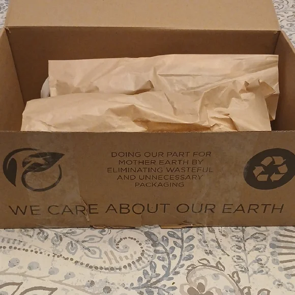 NIB Grey REVITALIGN Orthotic Washable Knit Slip-Ons - Women's 8 - Picture 9 of 9